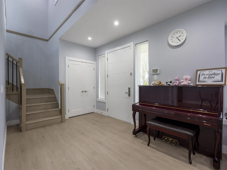 7588 13th Street, Burnaby, BC, V3N 0H3 - 5