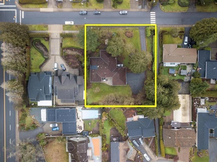 450 Walker Street, Coquitlam, BC, V3K 4E3