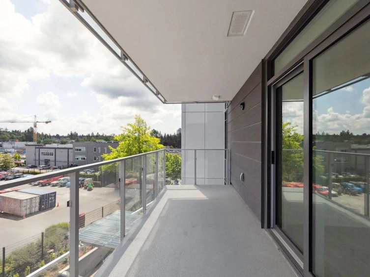401-10428 Whalley Boulevard, Surrey, BC, V3T 0W2 - 18