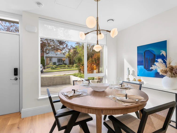 585 W 26th Avenue, Vancouver, BC, V5Z 2E4 - 13