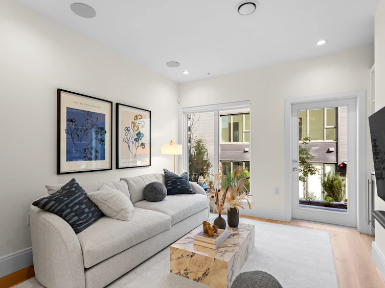 585 W 26th Avenue, Vancouver, BC, V5Z 2E4 - 3
