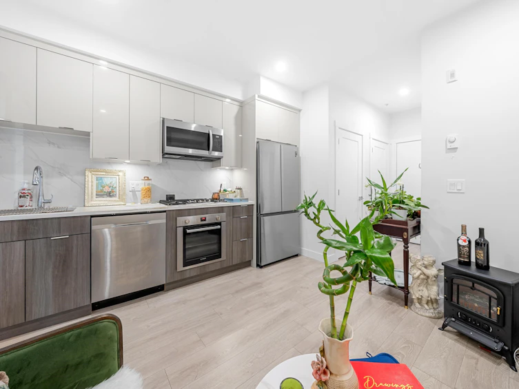 B414-14438 72 Avenue, Surrey, BC, V3S 0B6 - 8