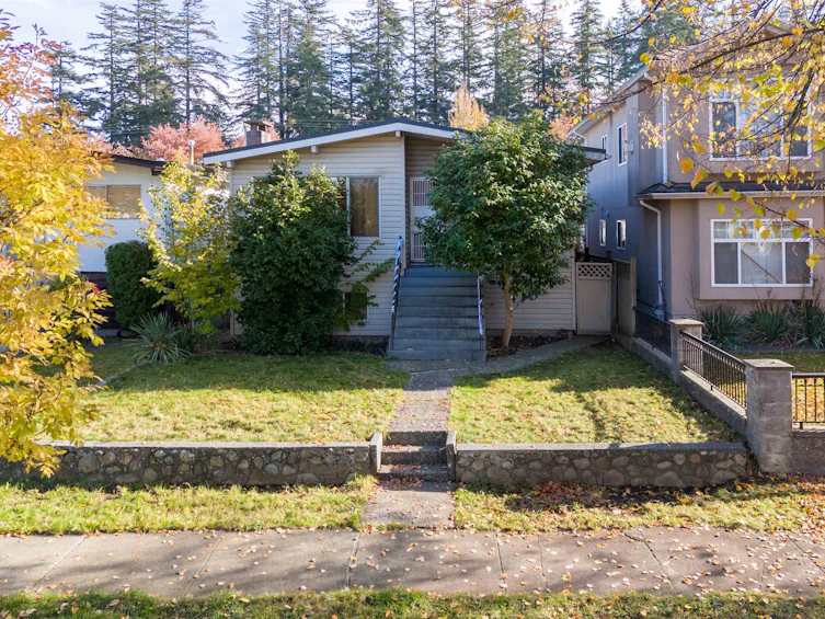 5888 Ormidale Street, Vancouver, BC, V5R 4R3 - 40