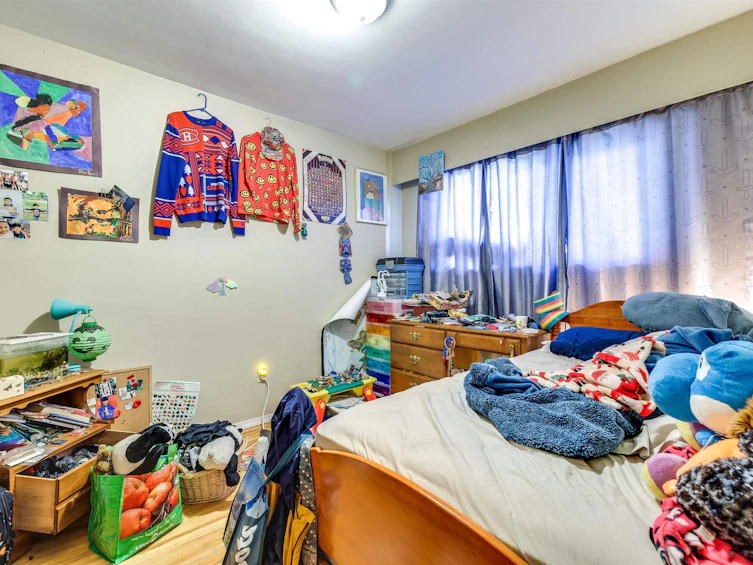 5888 Ormidale Street, Vancouver, BC, V5R 4R3 - 11