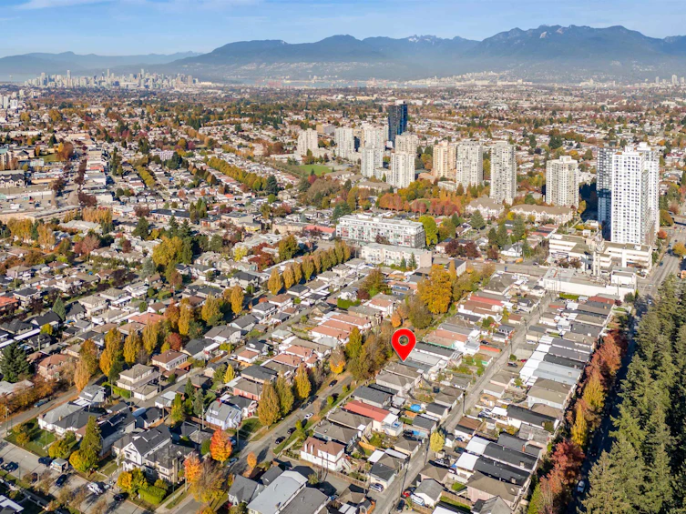 5888 Ormidale Street, Vancouver, BC, V5R 4R3 - 36