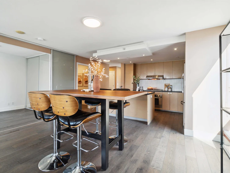 704-1530 W 8th Avenue, Vancouver, BC, V6J 5M6 - 8