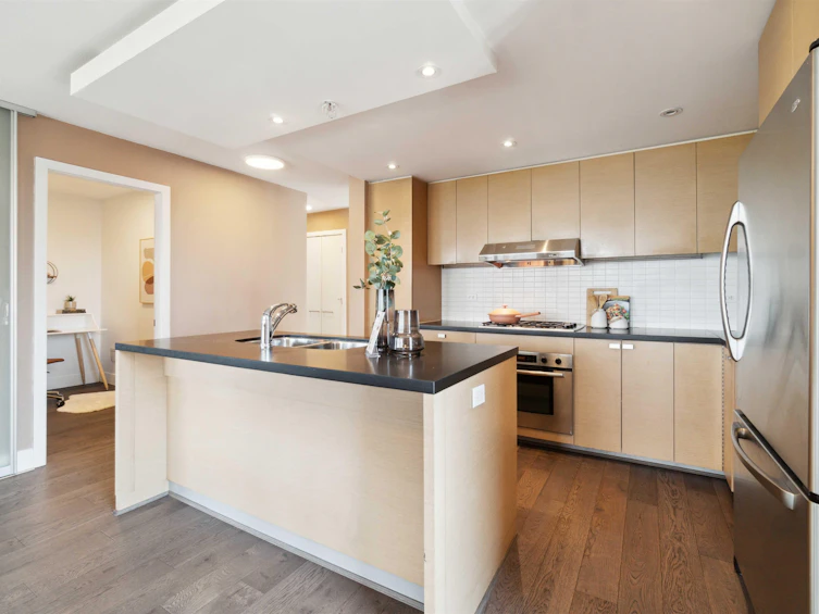 704-1530 W 8th Avenue, Vancouver, BC, V6J 5M6 - 10