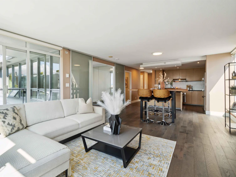 704-1530 W 8th Avenue, Vancouver, BC, V6J 5M6 - 4