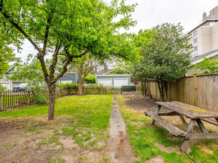 3650 W 6th Avenue, Vancouver, BC, V6R 1T7 - 11