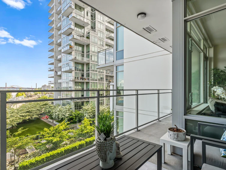 312-258 Nelson's Court, New Westminster, BC, V3L 0J9 - 22