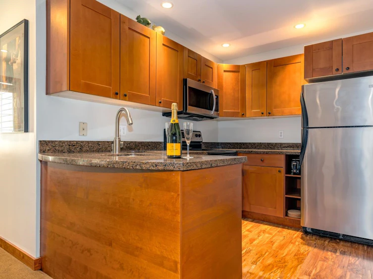 6-4822 Spearhead Drive, Whistler, BC, V0N 1B4 - 5