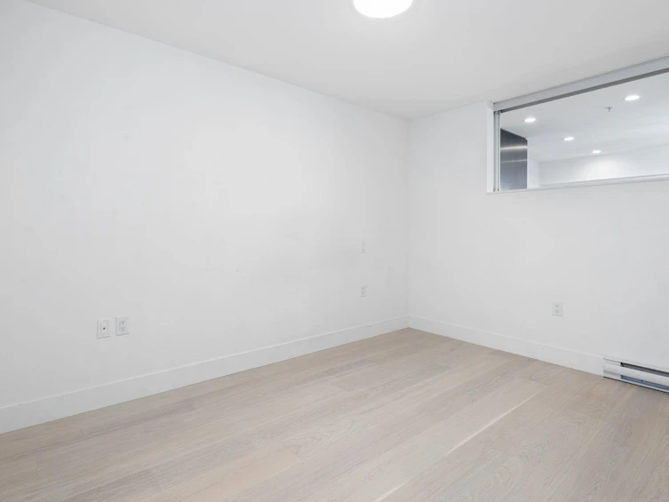 121-300 Salter Street, New Westminster, BC, V3M 0L9 - 14