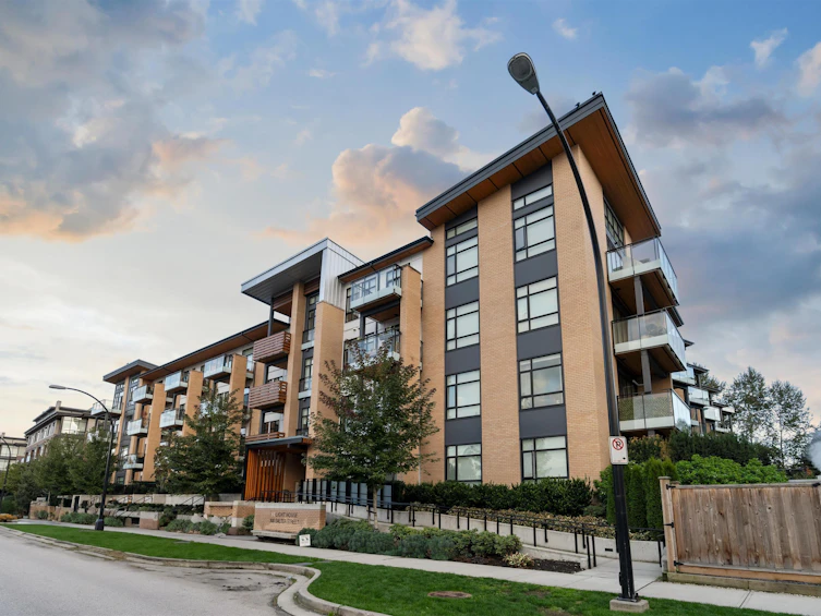 121-300 Salter Street, New Westminster, BC, V3M 0L9 - 22