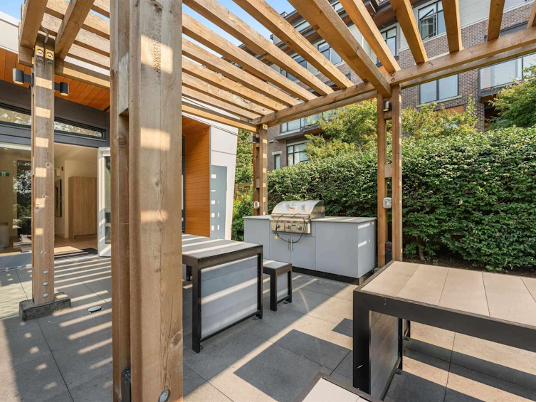 121-300 Salter Street, New Westminster, BC, V3M 0L9 - 33