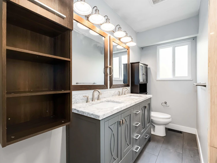 22990 70a Avenue, Langley, BC, V2Y 2J9 - 23