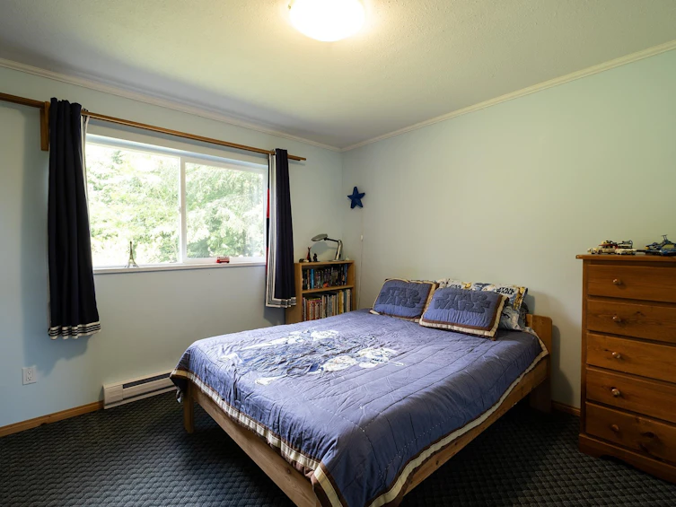 2556 Lower Road, Roberts Creek, BC, V0N 2W4 - 11