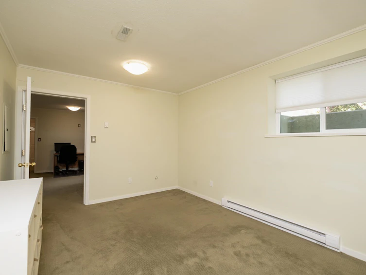 2556 Lower Road, Roberts Creek, BC, V0N 2W4 - 15