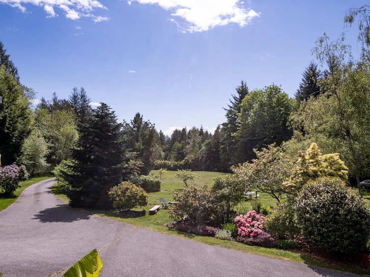 2556 Lower Road, Roberts Creek, BC, V0N 2W4 - 29