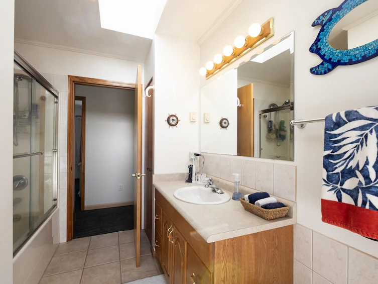 2556 Lower Road, Roberts Creek, BC, V0N 2W4 - 7