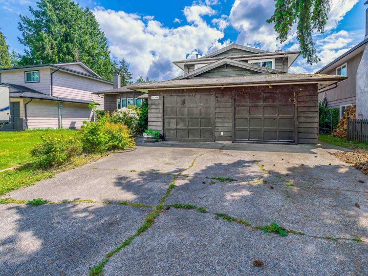 22984 Cliff Avenue, Maple Ridge, BC, V2X 7Z9 - 2