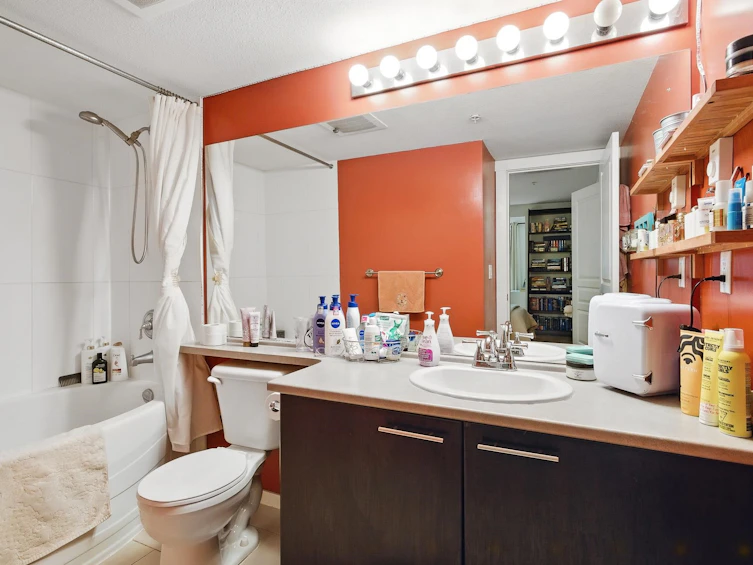 107-9329 University Crescent, Burnaby, BC, V5A 4Y4 - 18