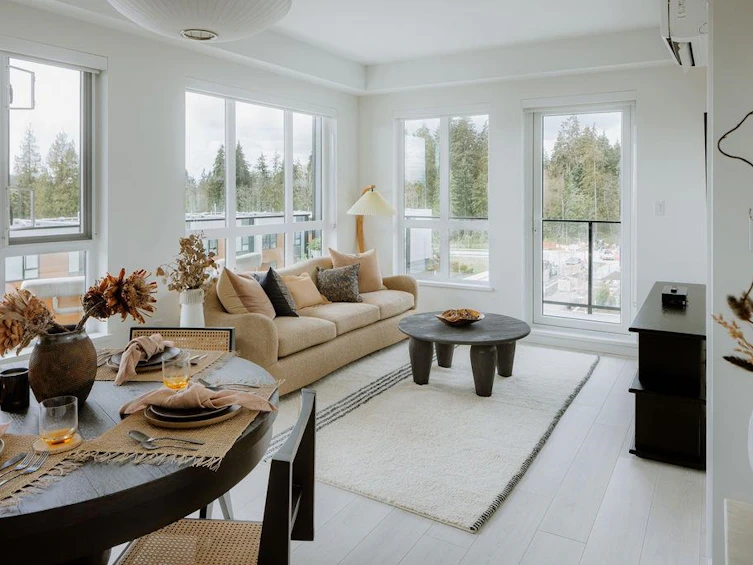202-3594 Malsum Drive, North Vancouver, BC - 3