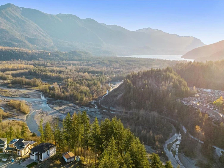 46086 Crestview Drive, Chilliwack, BC, V2R 6G4 - 38