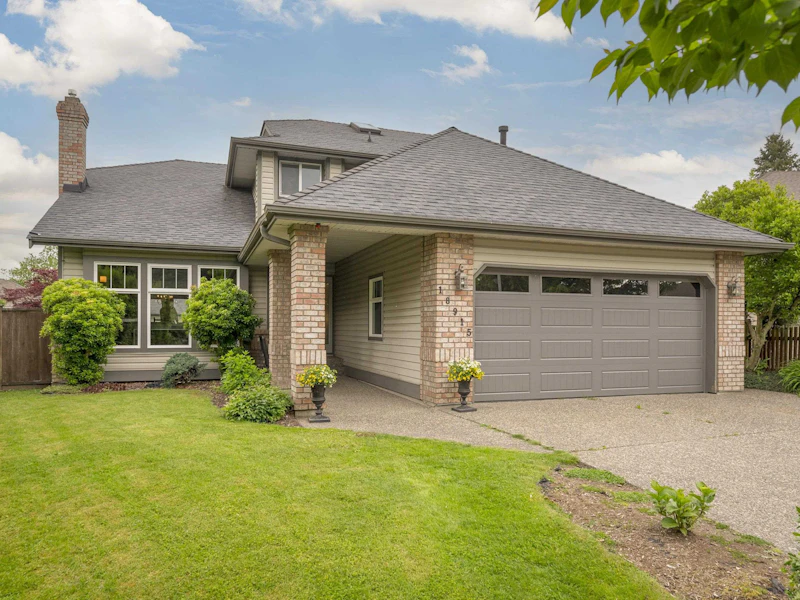 18915 63b Avenue, Surrey BC V3S 7W3