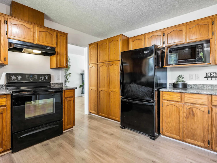 44983 Cumberland Avenue, Chilliwack, BC, V2R 3C2 - 16