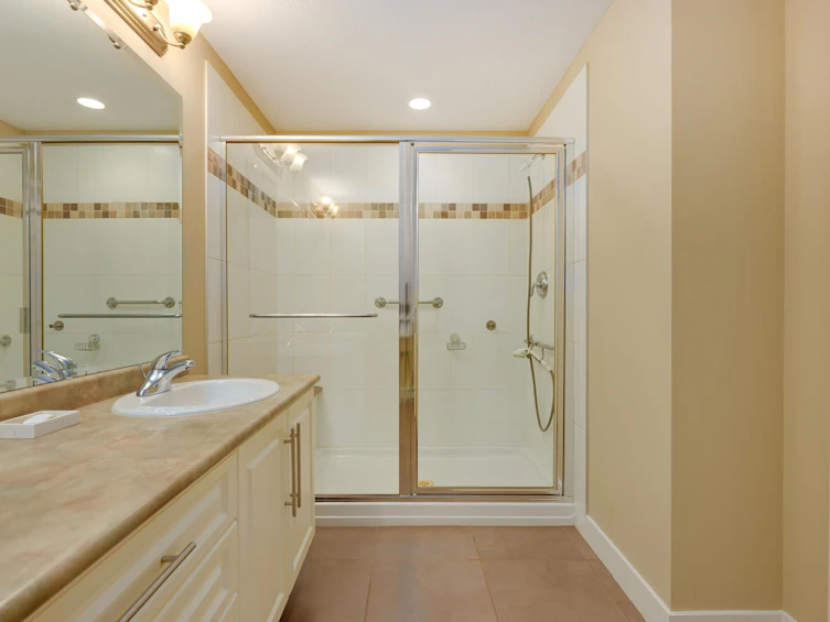 203-2628 Maple Street, Port Coquitlam, BC, V3C 0E2 - 19