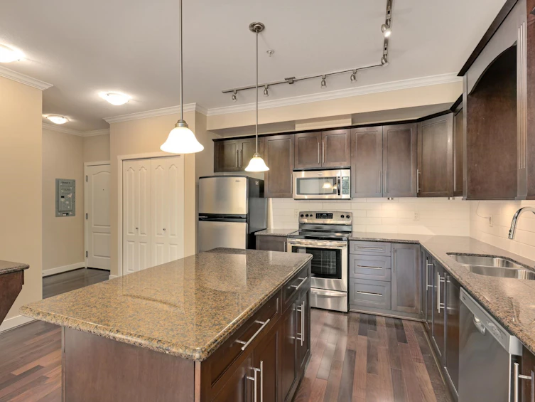 203-2628 Maple Street, Port Coquitlam, BC, V3C 0E2 - 13