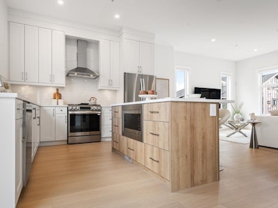 12-20645 68 Avenue - 3