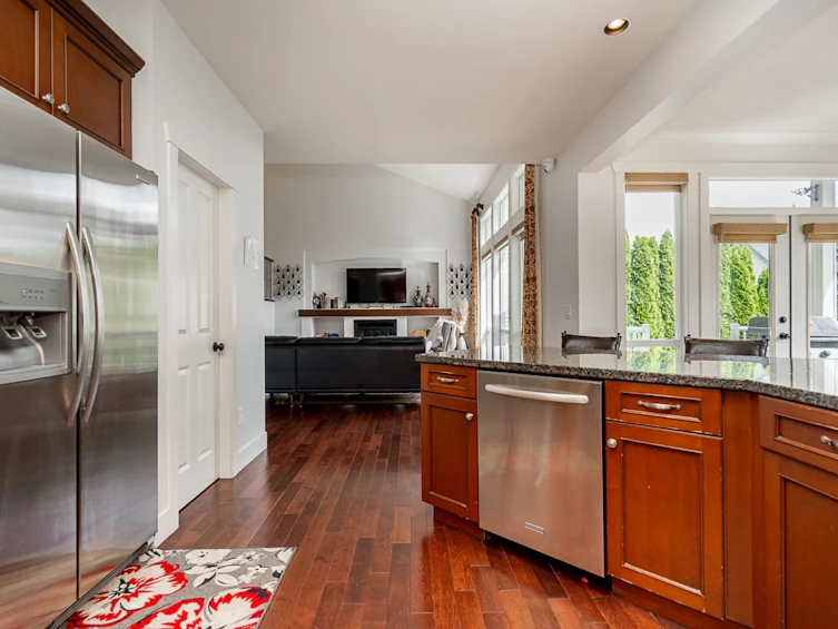19726 70 Avenue, Langley, BC, V2Y 3E8 - 13