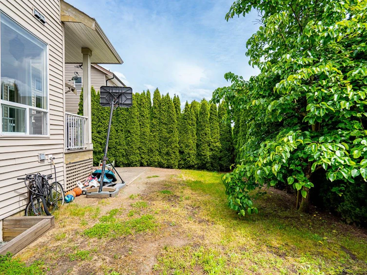19726 70 Avenue, Langley, BC, V2Y 3E8 - 38