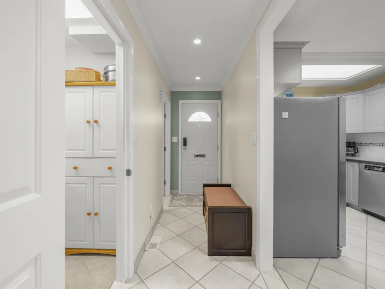5001 57 Street, Delta, BC, V4K 3E7 - 3