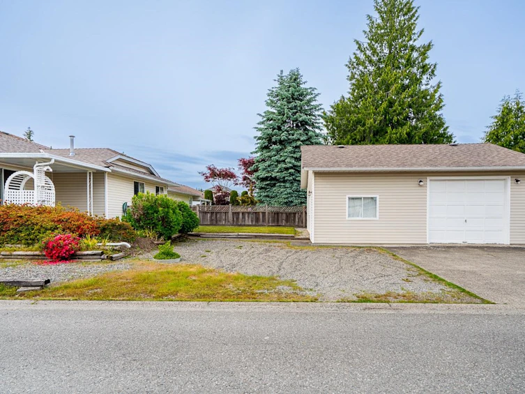 8816 157 Street, Surrey, BC, V4N 2Y8 - 35