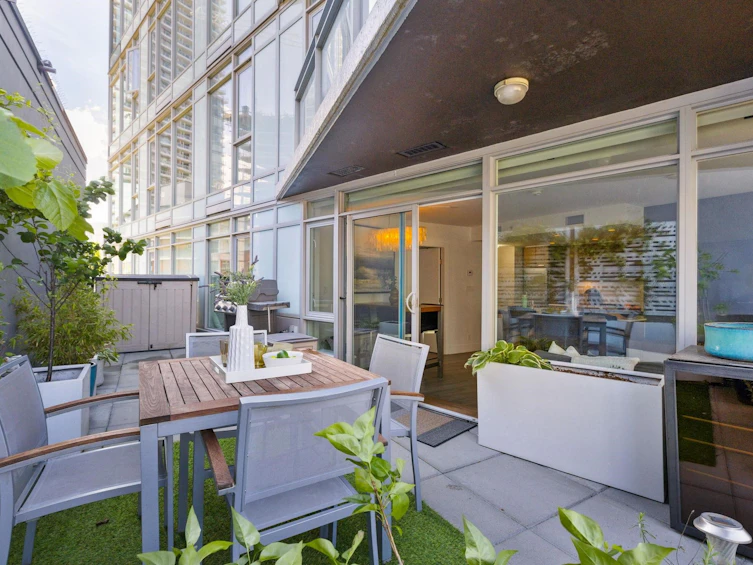 903-1372 Seymour Street, Vancouver, BC, V6B 0L1 - 23