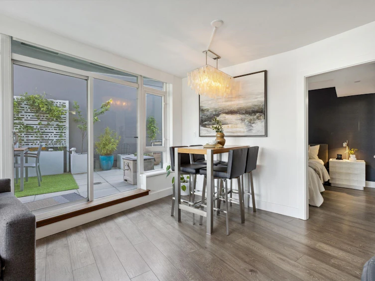 903-1372 Seymour Street, Vancouver, BC, V6B 0L1 - 3