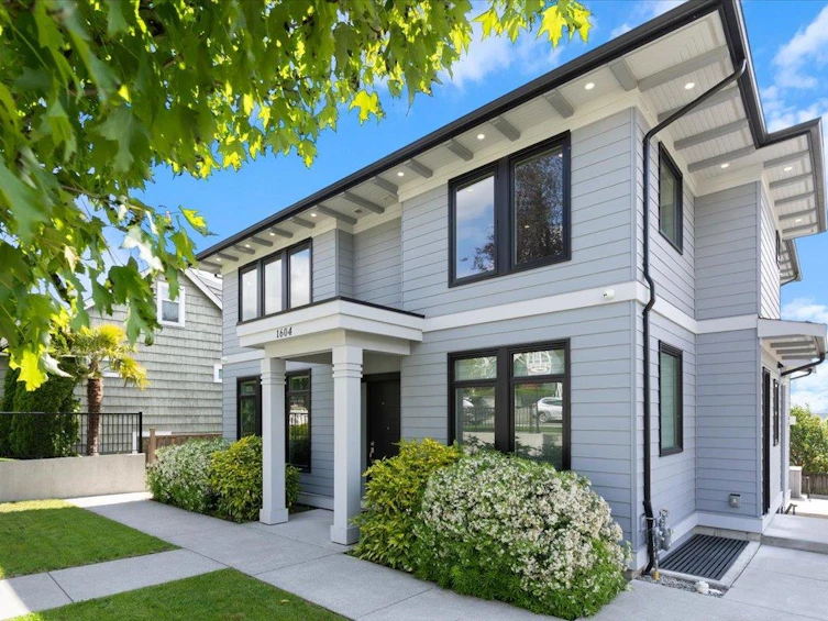 1604 Hamilton Street, New Westminster, BC, V3M 2N8
