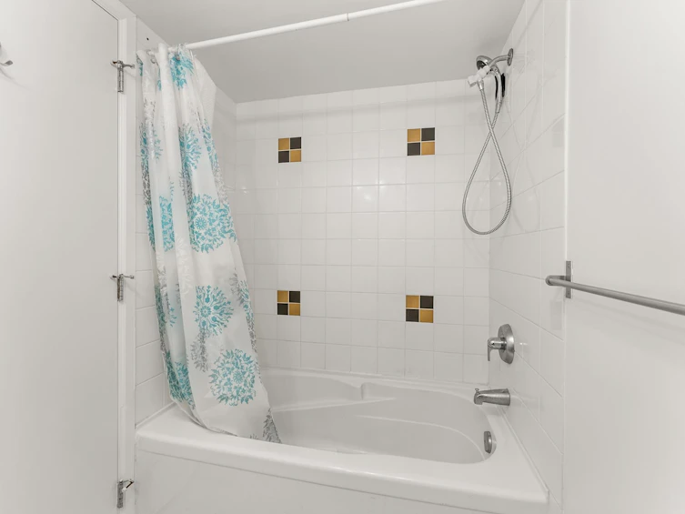1209-8180 Granville Avenue, Richmond, BC, V6Y 4G1 - 7