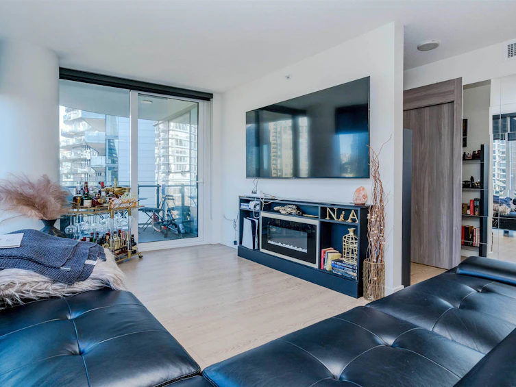 688-87 Nelson Street, Vancouver, BC, V6Z 0E8 - 6