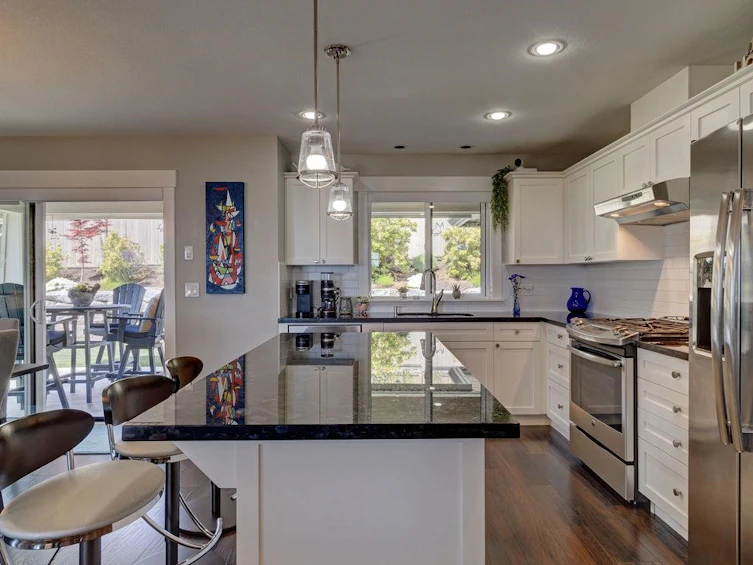 5533 Peregrine Crescent, Sechelt, BC, V7Z 0V5 - 13