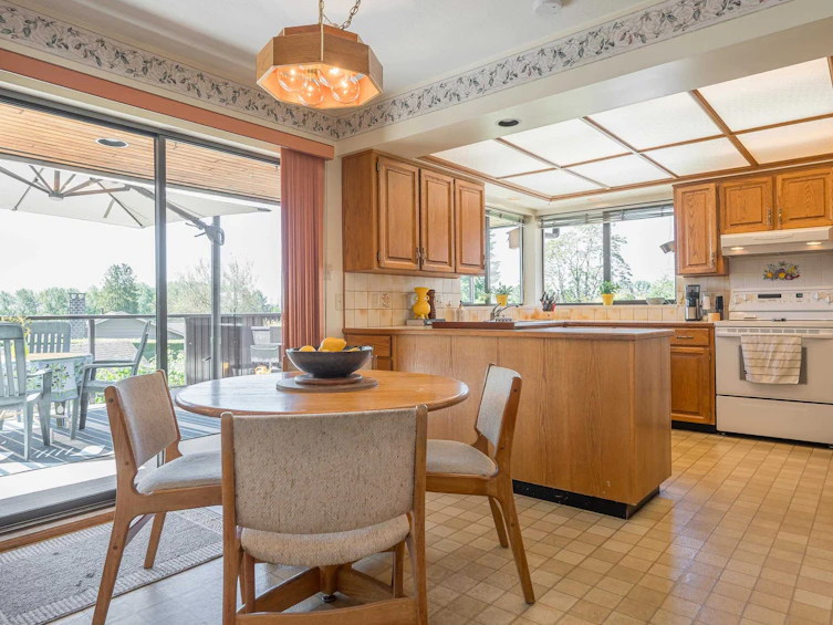 7342 Curtis Street, Burnaby, BC, V5A 1K4 - 8