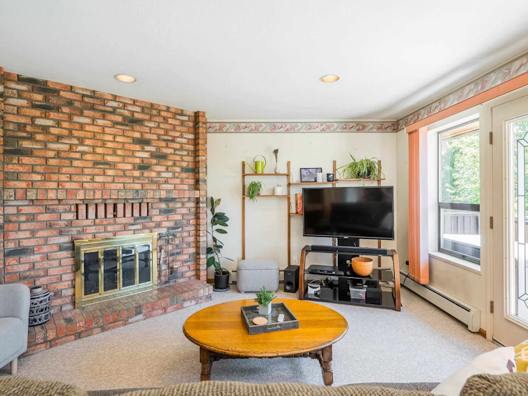 7342 Curtis Street, Burnaby, BC, V5A 1K4 - 10