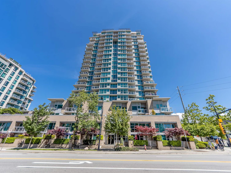 1002-188 E Esplanade, North Vancouver, BC, V7L 4Y1