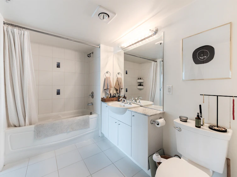 1002-188 E Esplanade, North Vancouver, BC, V7L 4Y1 - 17