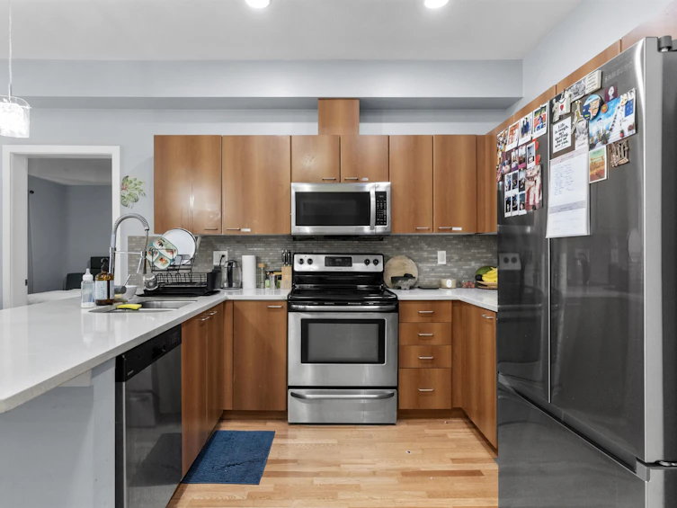 213-12083 92a Avenue, Surrey, BC, V3V 8C8 - 2