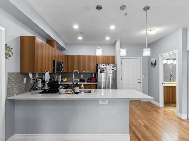 213-12083 92a Avenue, Surrey, BC, V3V 8C8 - 5