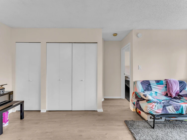 410-1945 Woodway Place, Burnaby, BC, V5B 4S4 - 6