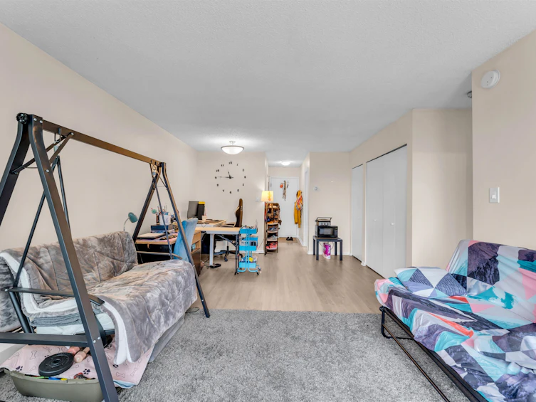 410-1945 Woodway Place, Burnaby, BC, V5B 4S4 - 8